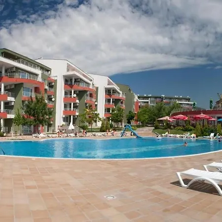 2 Bed With Sea Views アパート サニービーチ