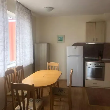 アパート 2 Bed With Sea Views サニービーチ